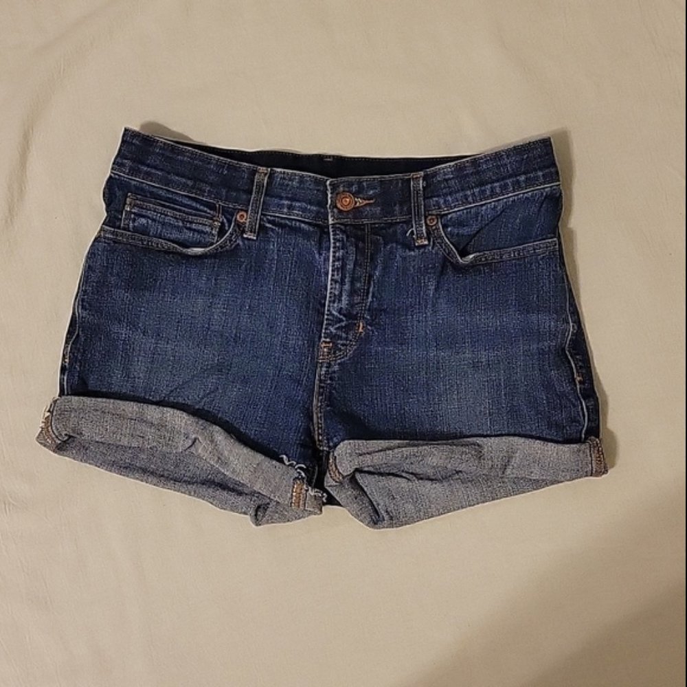Levi size 8 jean shorts